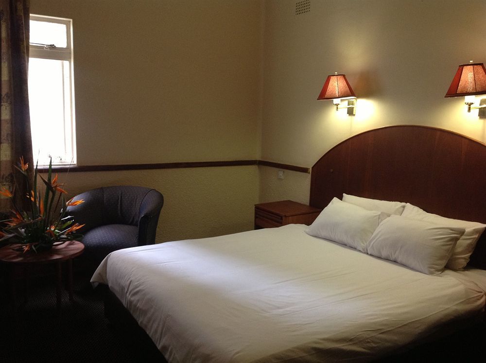 New Ambassador Hotel Harare Exteriér fotografie